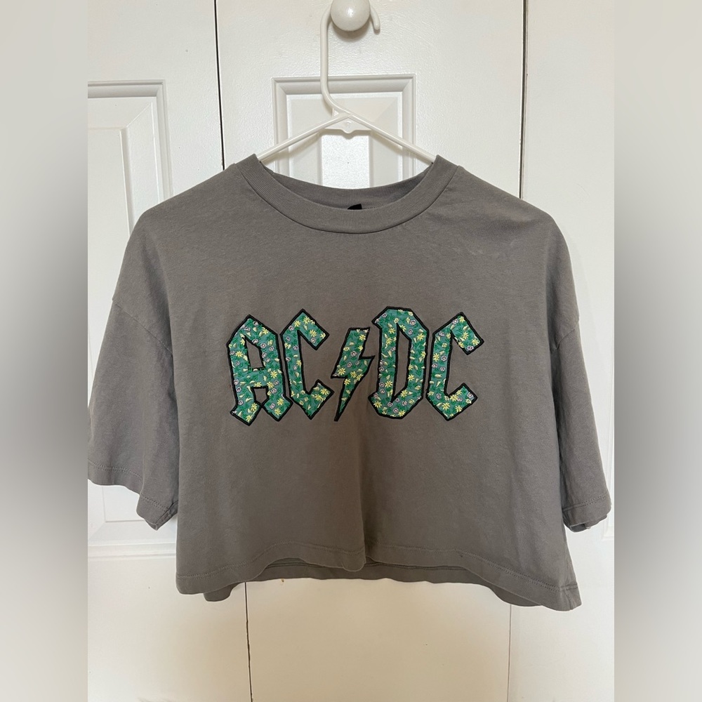Woman’s floral, AC/DC cropped shirt, size xxs